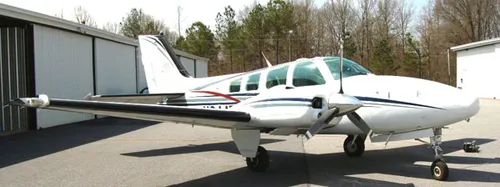 Beechcraft Baron B58, bimotor de la flota de Aeroenlaces